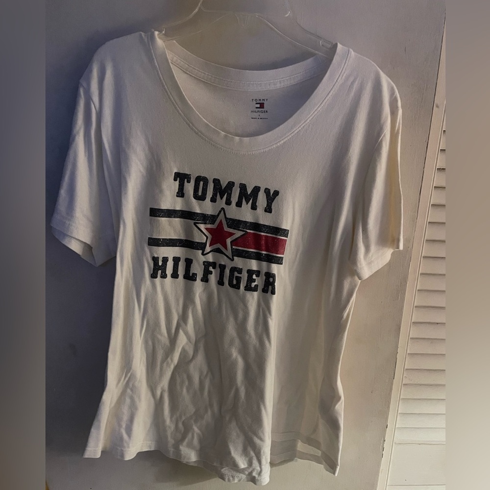 Tommy Hilfiger white t-shirt large